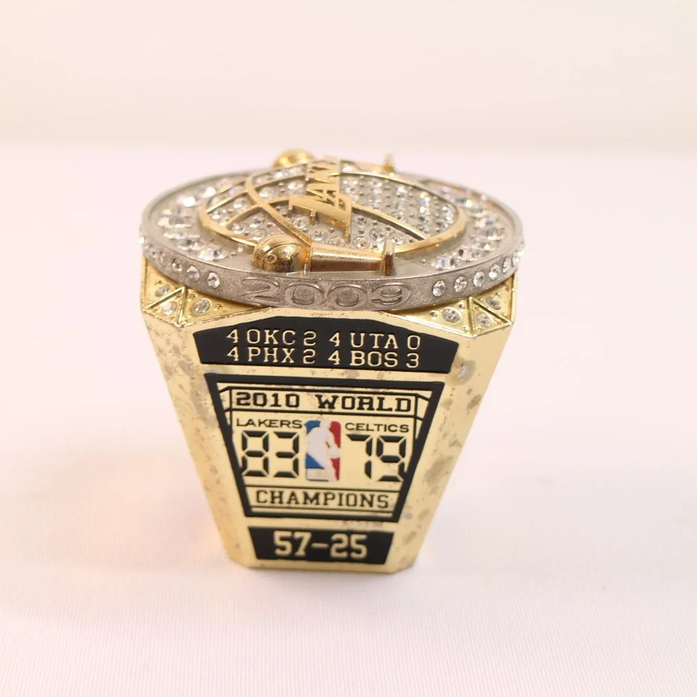 2010 Los Angeles Lakers NBA Championship Paperweight Ring Ticket Holder Prize